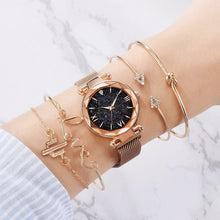Carregar imagem no visualizador da galeria, Relógio Star + 4 Pulseiras De Brinde ( FRETE GRÁTIS)